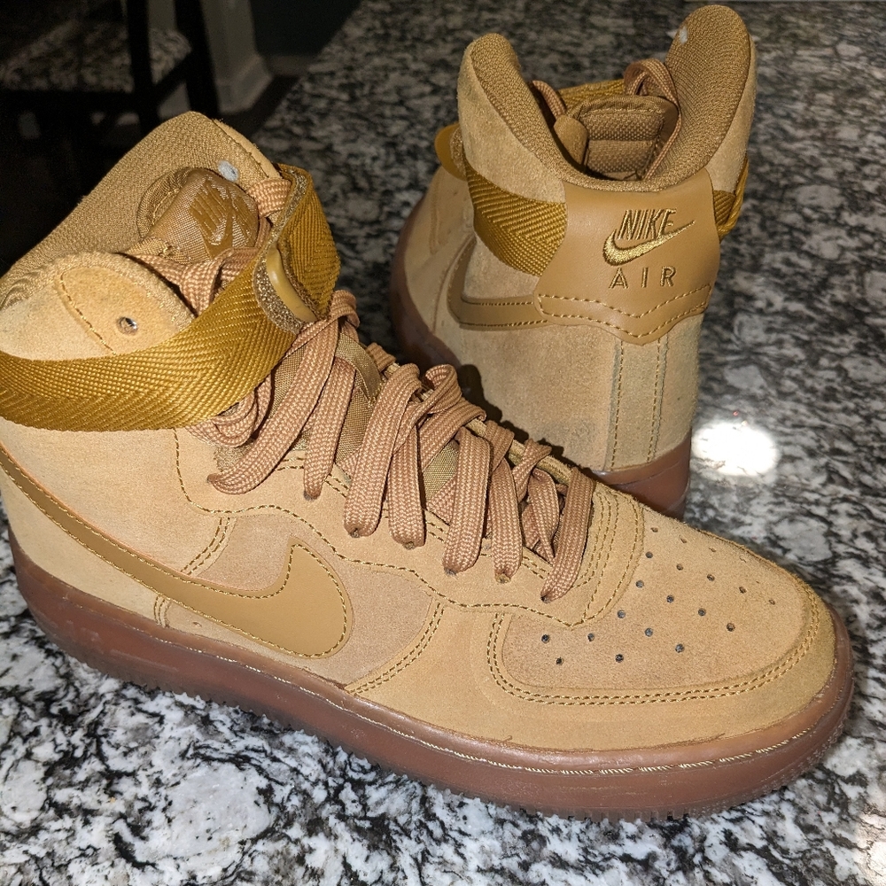 Nike Air Force 1